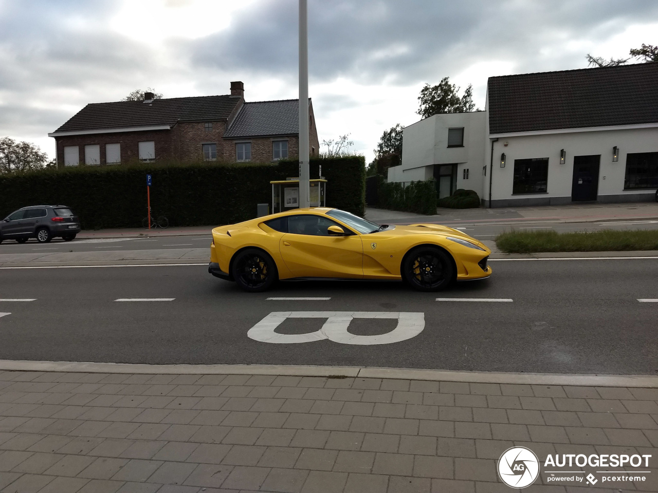 Ferrari 812 Superfast