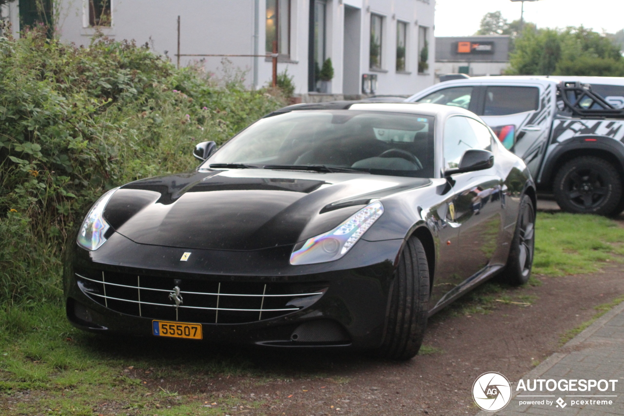 Ferrari FF