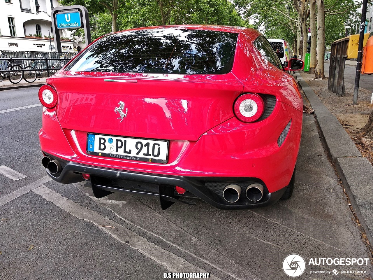 Ferrari FF