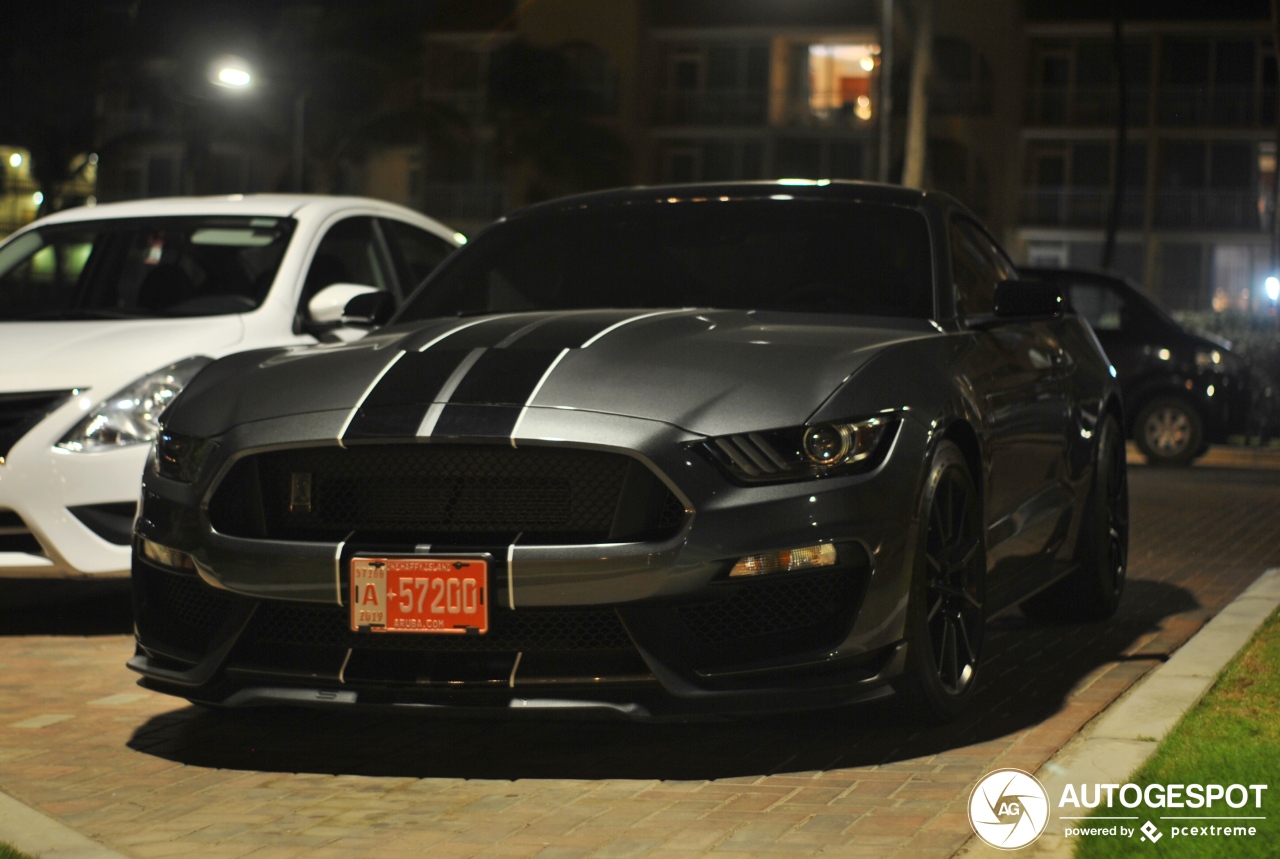 Ford Mustang Shelby GT350 2015