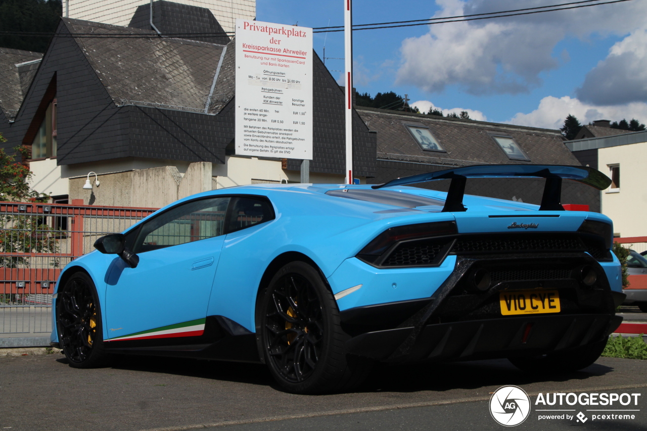 Lamborghini Huracán LP640-4 Performante