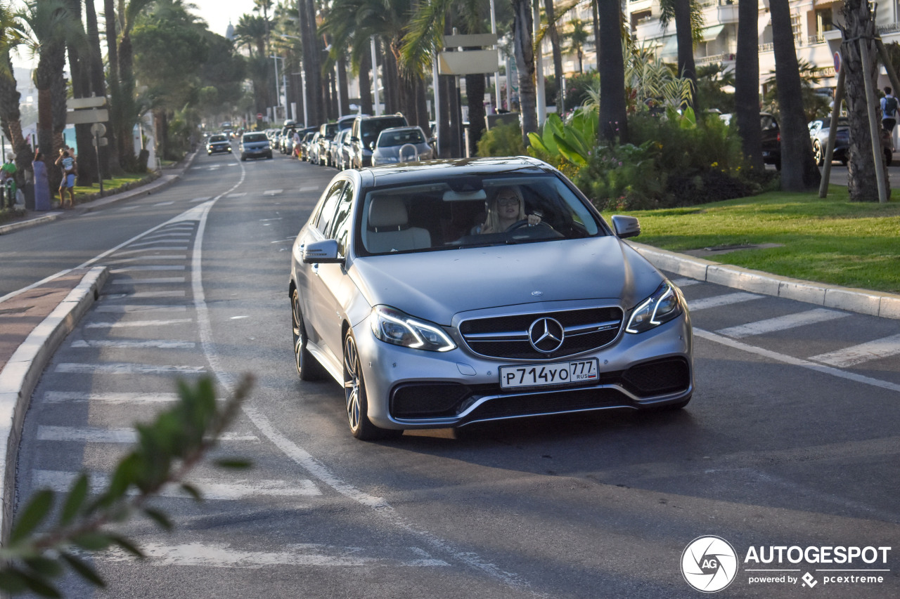 Mercedes-Benz E 63 AMG S W212