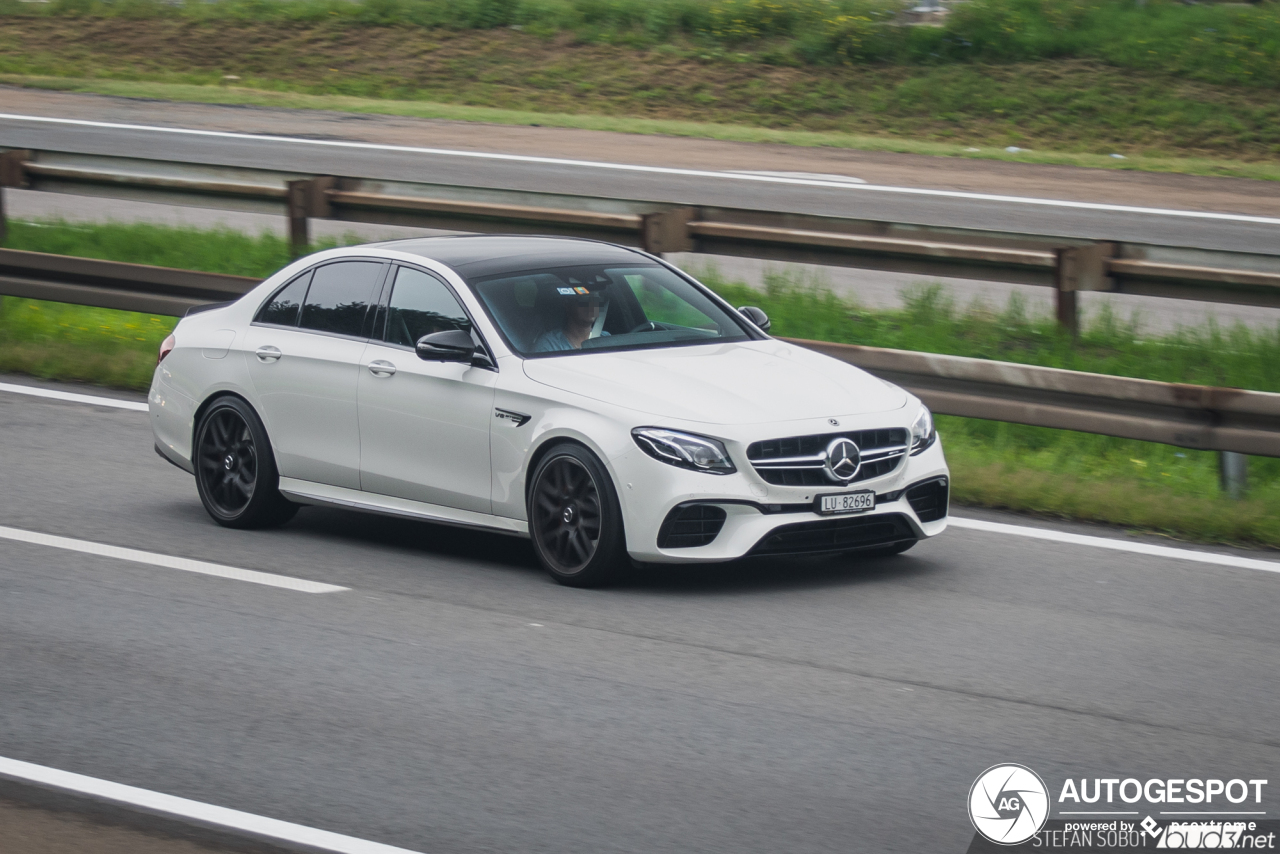 Mercedes-AMG E 63 S W213