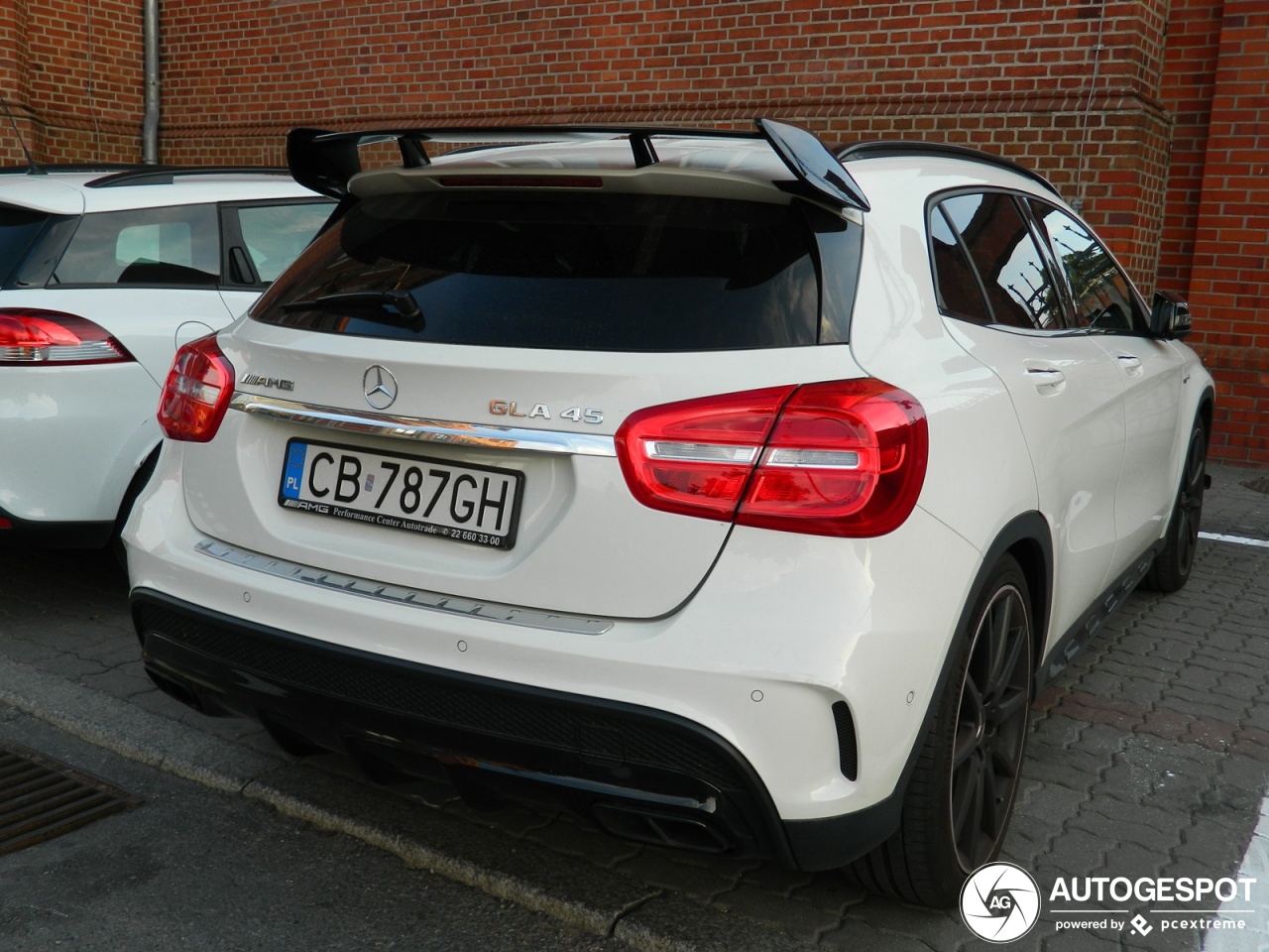 Mercedes-AMG GLA 45 X156