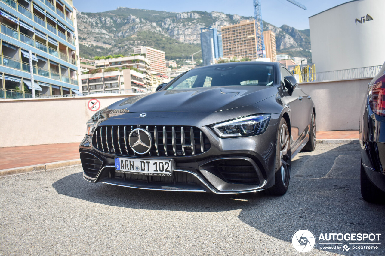 Mercedes-AMG GT 63 S X290