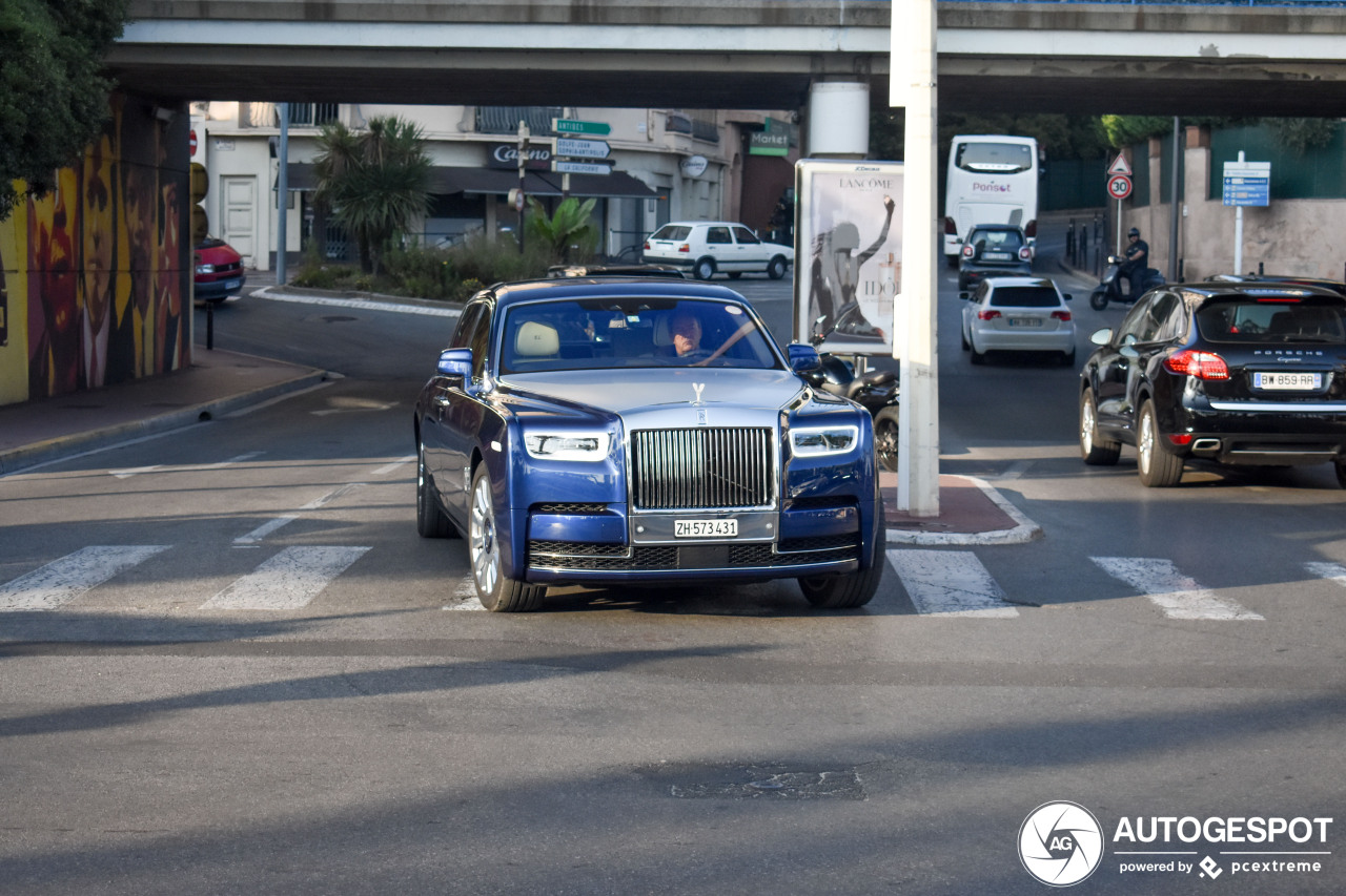 Rolls-Royce Phantom VIII EWB