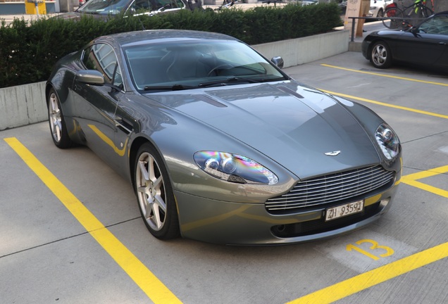 Aston Martin V8 Vantage