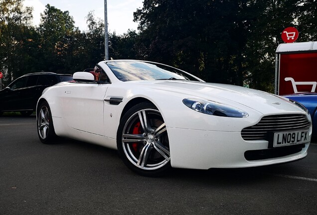 Aston Martin V8 Vantage Roadster