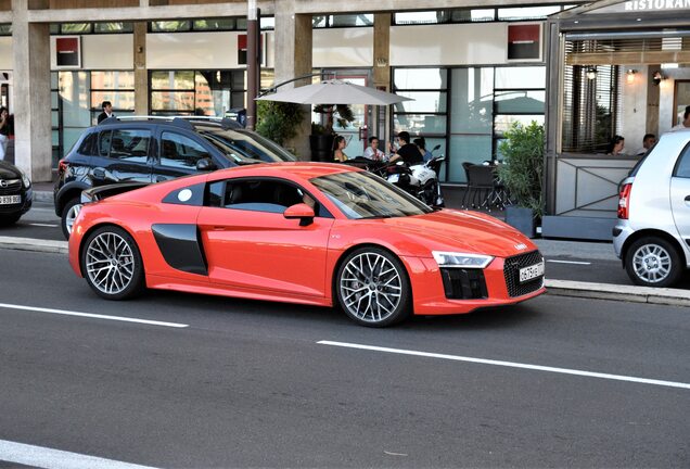 Audi R8 V10 Plus 2015