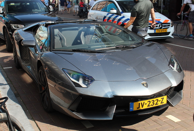 Lamborghini Aventador LP700-4 Roadster