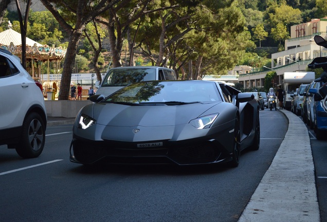 Lamborghini Aventador LP720-4 Roadster 50° Anniversario