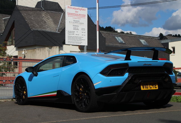 Lamborghini Huracán LP640-4 Performante