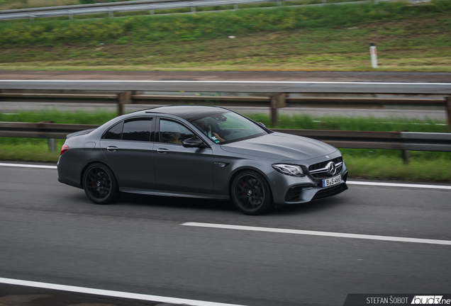 Mercedes-AMG E 63 S W213