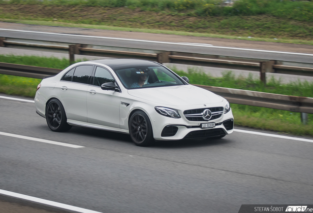 Mercedes-AMG E 63 S W213