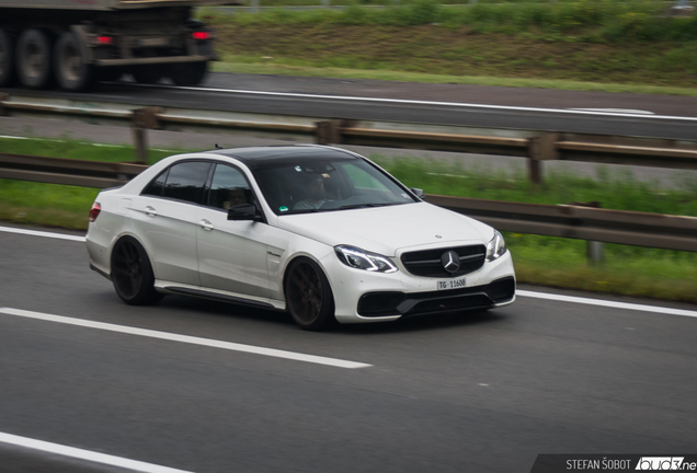 Mercedes-Benz E 63 AMG S W212