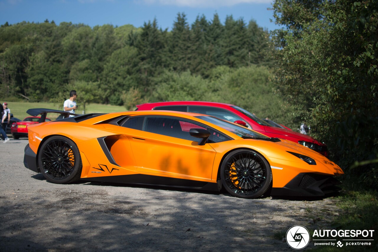 Lamborghini Aventador LP750-4 SuperVeloce