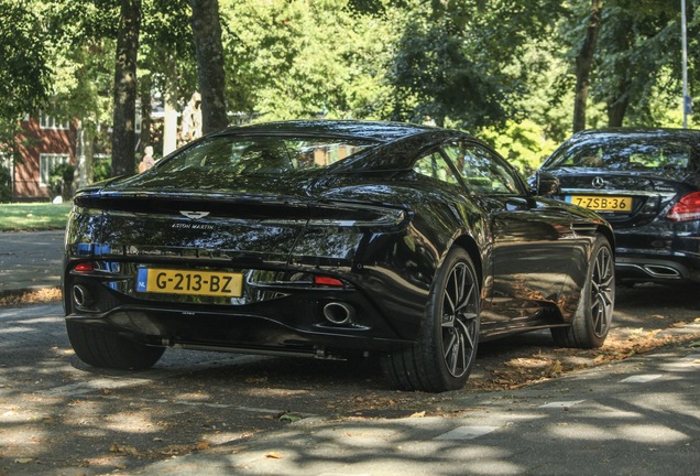 Aston Martin DB11 V8