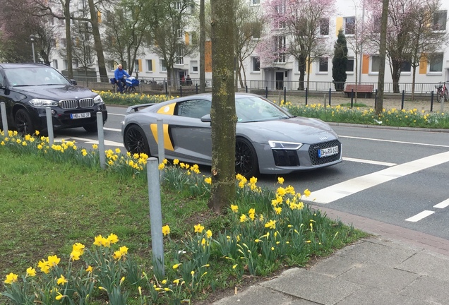 Audi R8 V10 Plus 2015