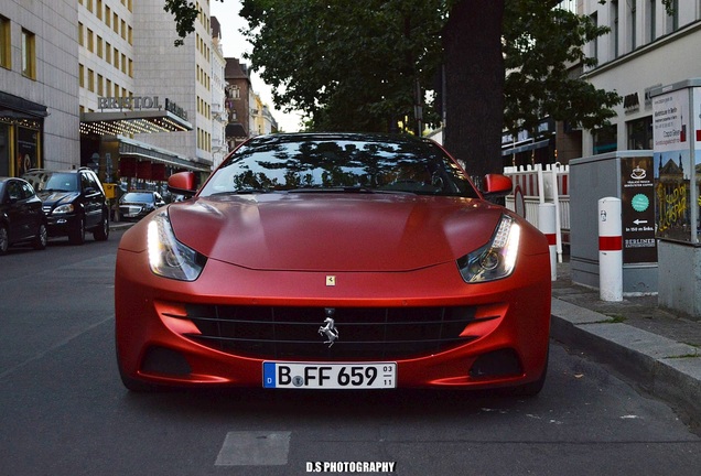 Ferrari FF