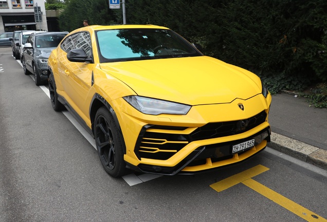 Lamborghini Urus