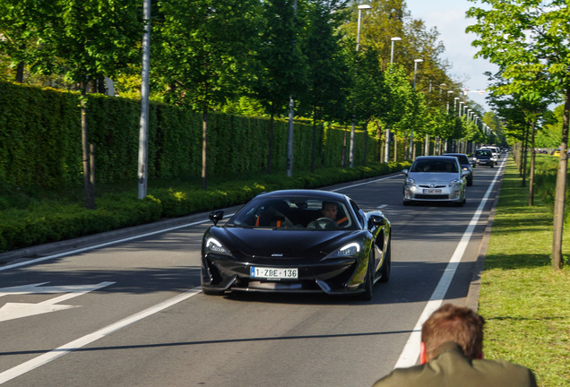 McLaren 570S