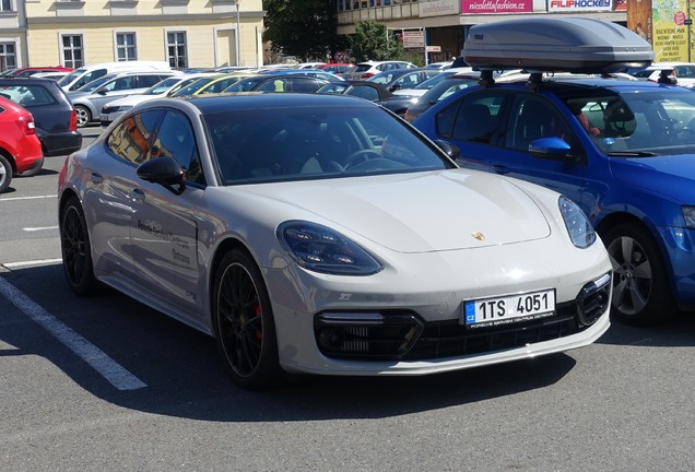 Porsche 971 Panamera GTS MkI