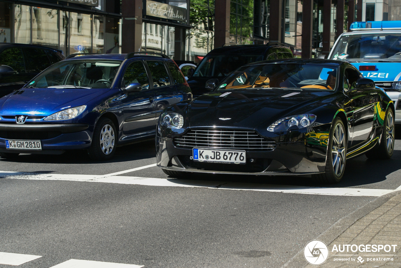 Aston Martin V8 Vantage S