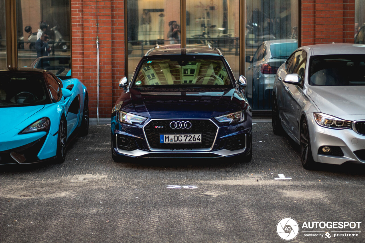 Audi RS4 Avant B9