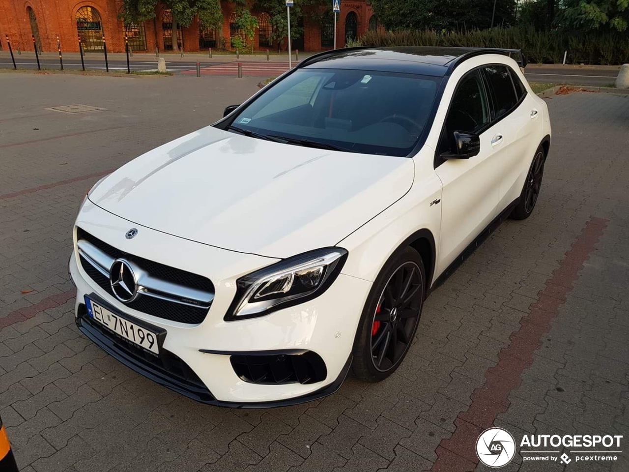 Mercedes-AMG GLA 45 X156 2017