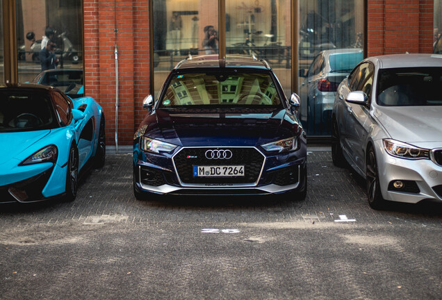 Audi RS4 Avant B9