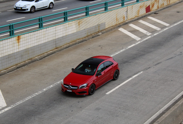 Mercedes-Benz A 45 AMG