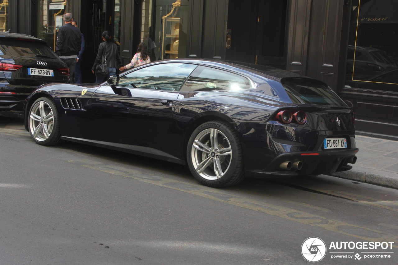 Ferrari GTC4Lusso