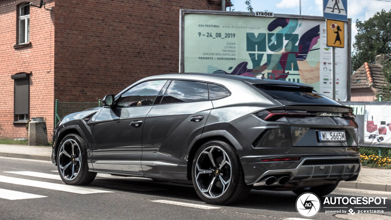 Lamborghini Urus