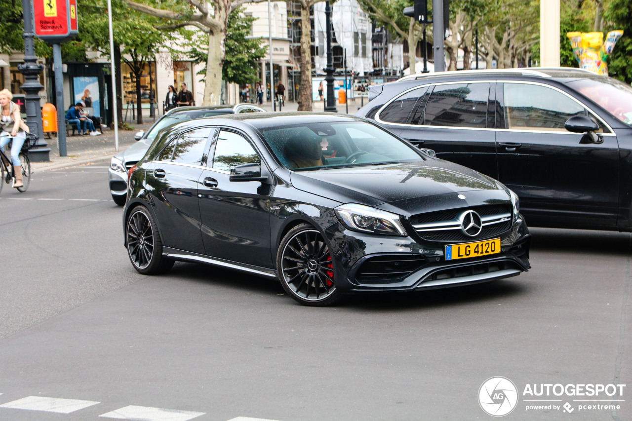 Mercedes-AMG A 45 W176 2015