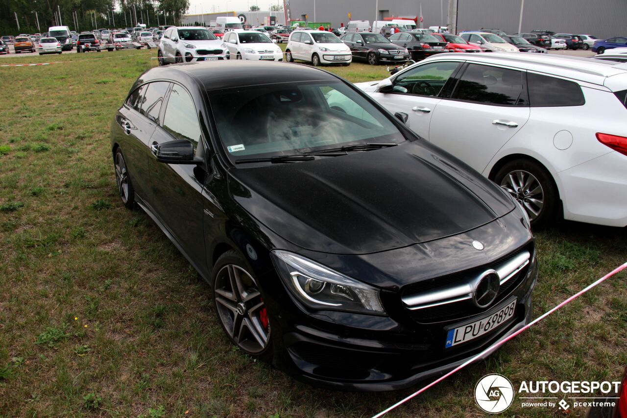 Mercedes-AMG CLA 45 Shooting Brake X117