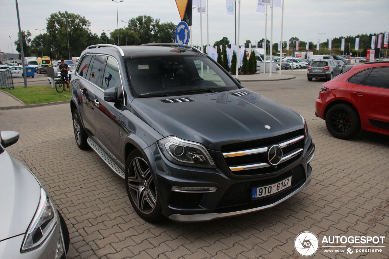 Mercedes-Benz GL 63 AMG X166