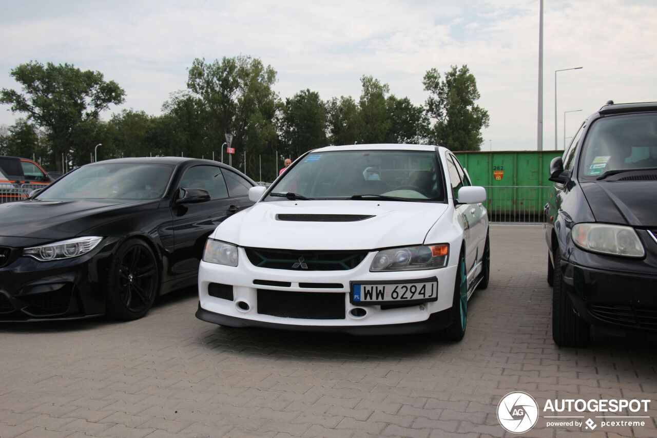 Mitsubishi Lancer Evolution IX