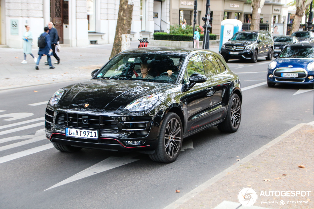 Porsche 95B Macan Turbo Exclusive Performance Edition