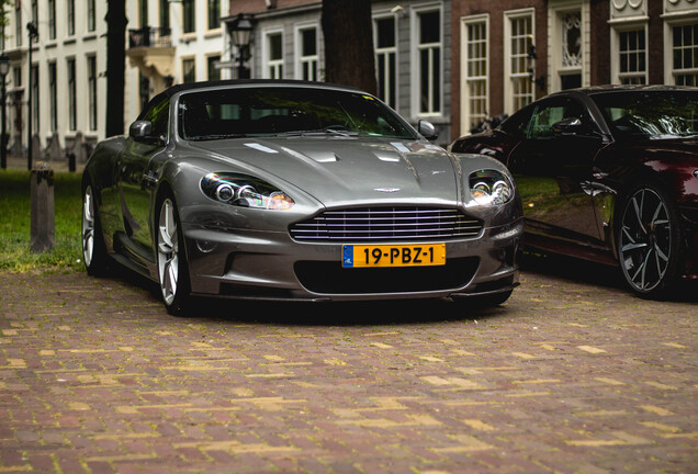 Aston Martin DBS Volante