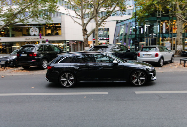 Audi RS4 Avant B9