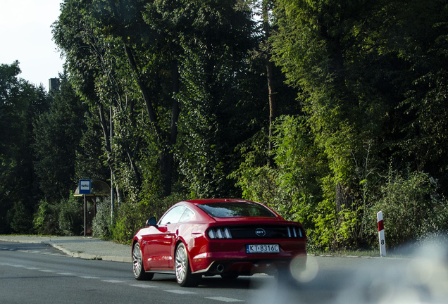 Ford Mustang GT 2015