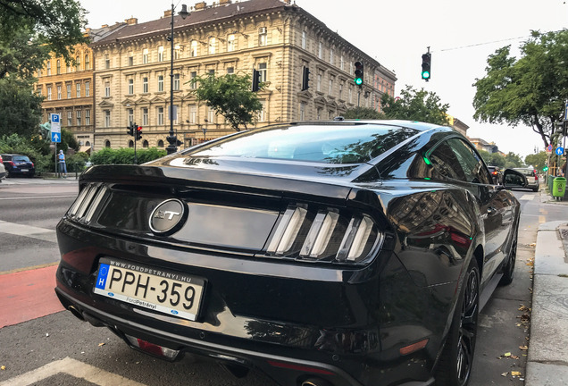 Ford Mustang GT 2015