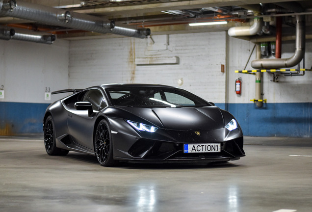 Lamborghini Huracán LP640-4 Performante