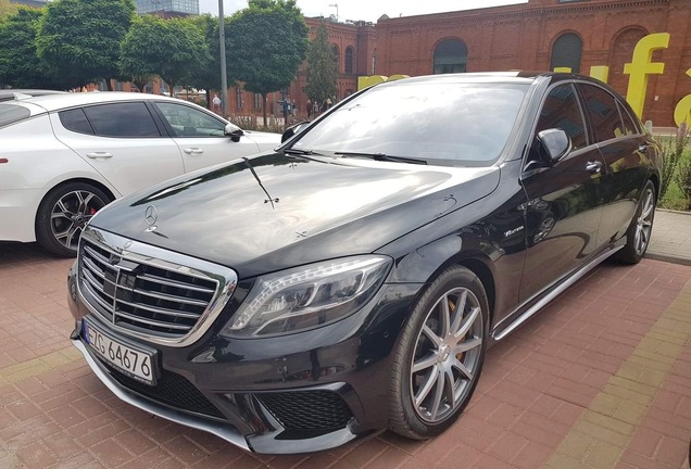 Mercedes-Benz S 63 AMG V222