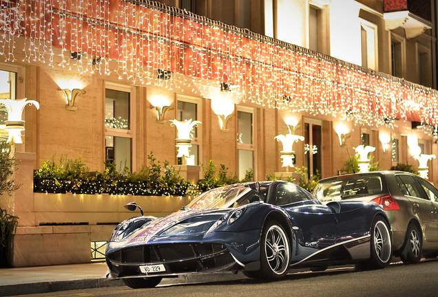 Pagani Huayra Carbon Edition