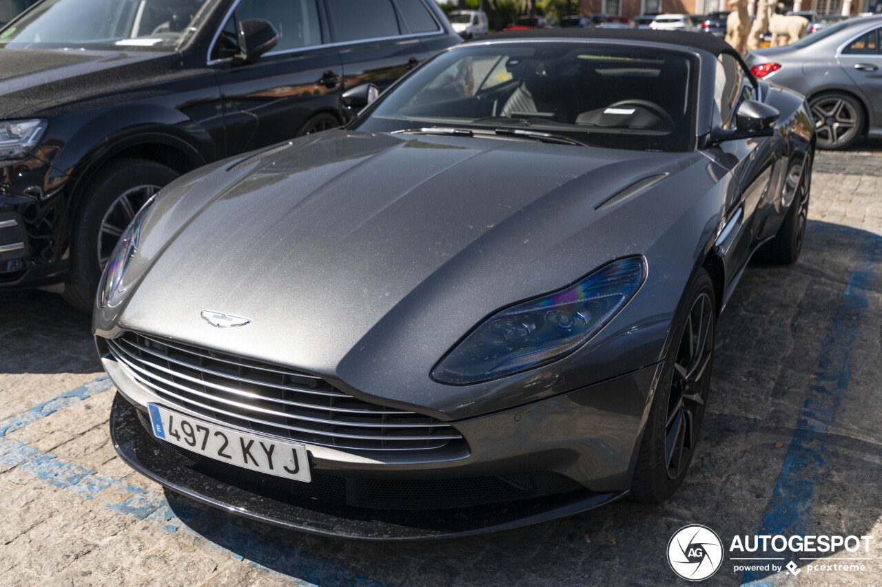 Aston Martin DB11 V8 Volante