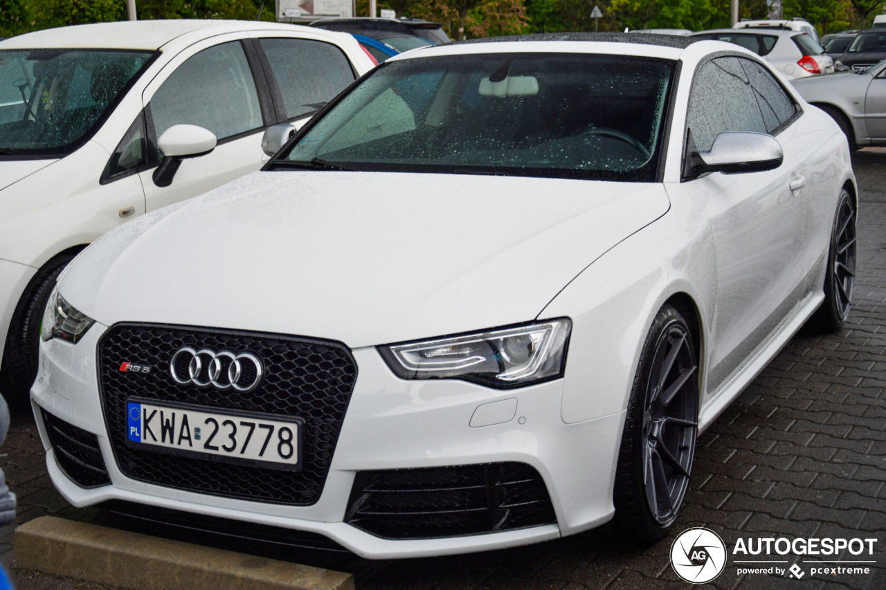 Audi RS5 B8 2012