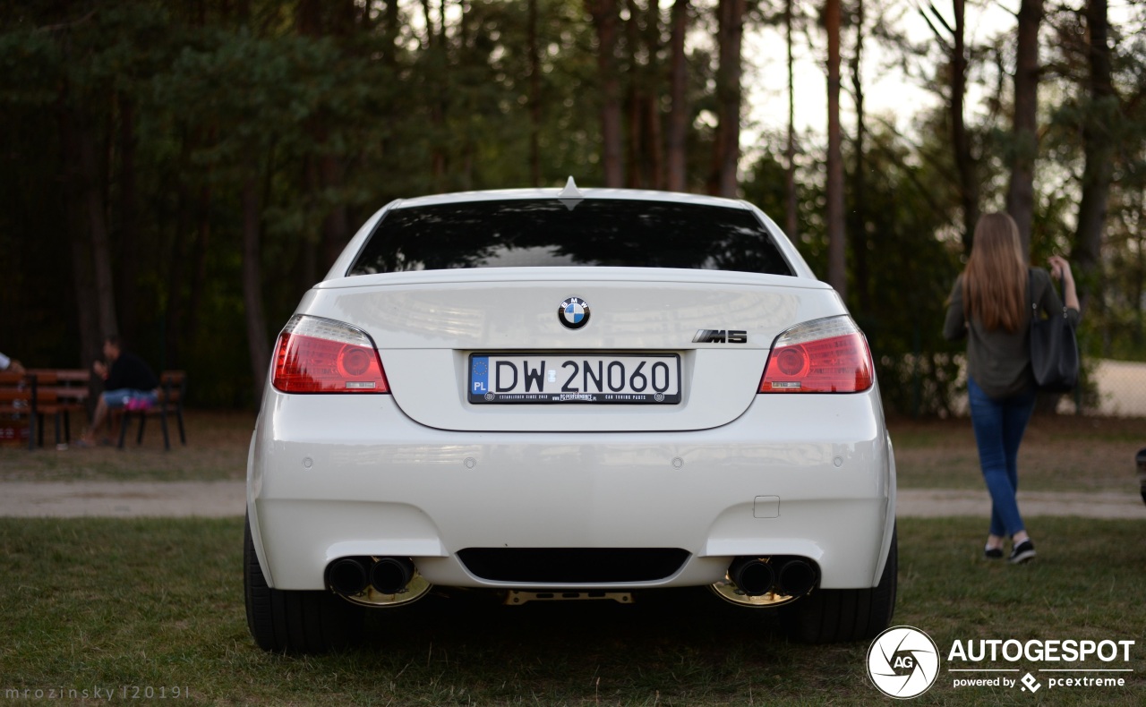 BMW M5 E60 2007