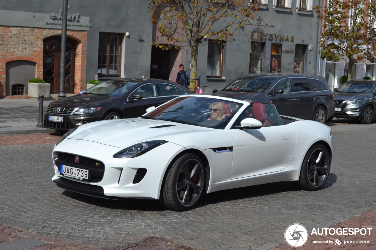 Jaguar F-TYPE S Convertible