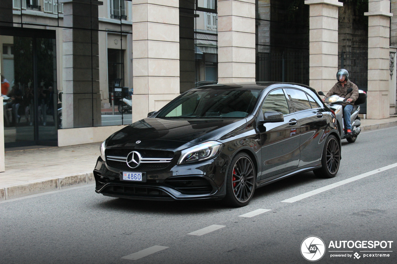 Mercedes-AMG A 45 W176 2015